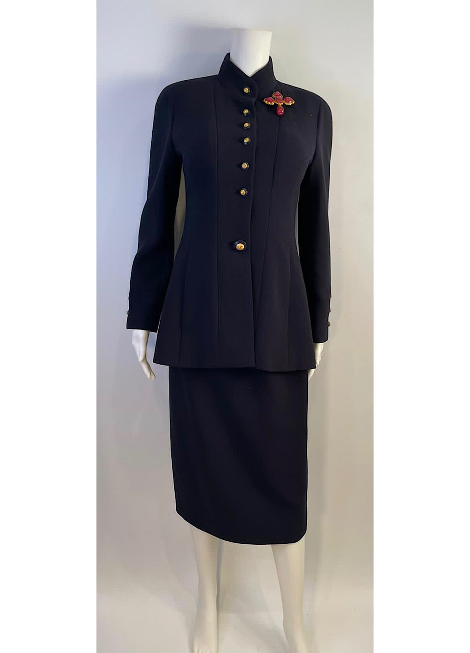 93P/93A 1993 Chanel Boutique Vintage Dark Navy Skirt Suit Set FR 36/38