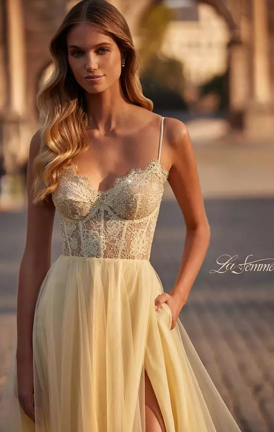 La Femme Prom Style 32306