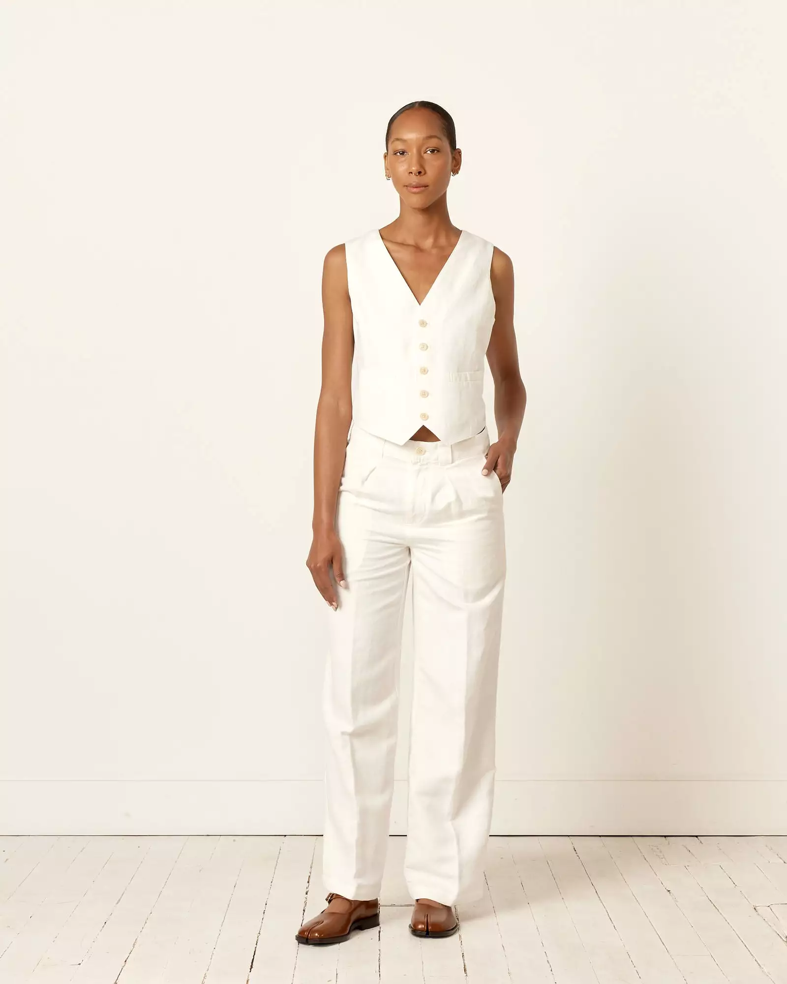 Madeline Pleat Trouser in Ecru