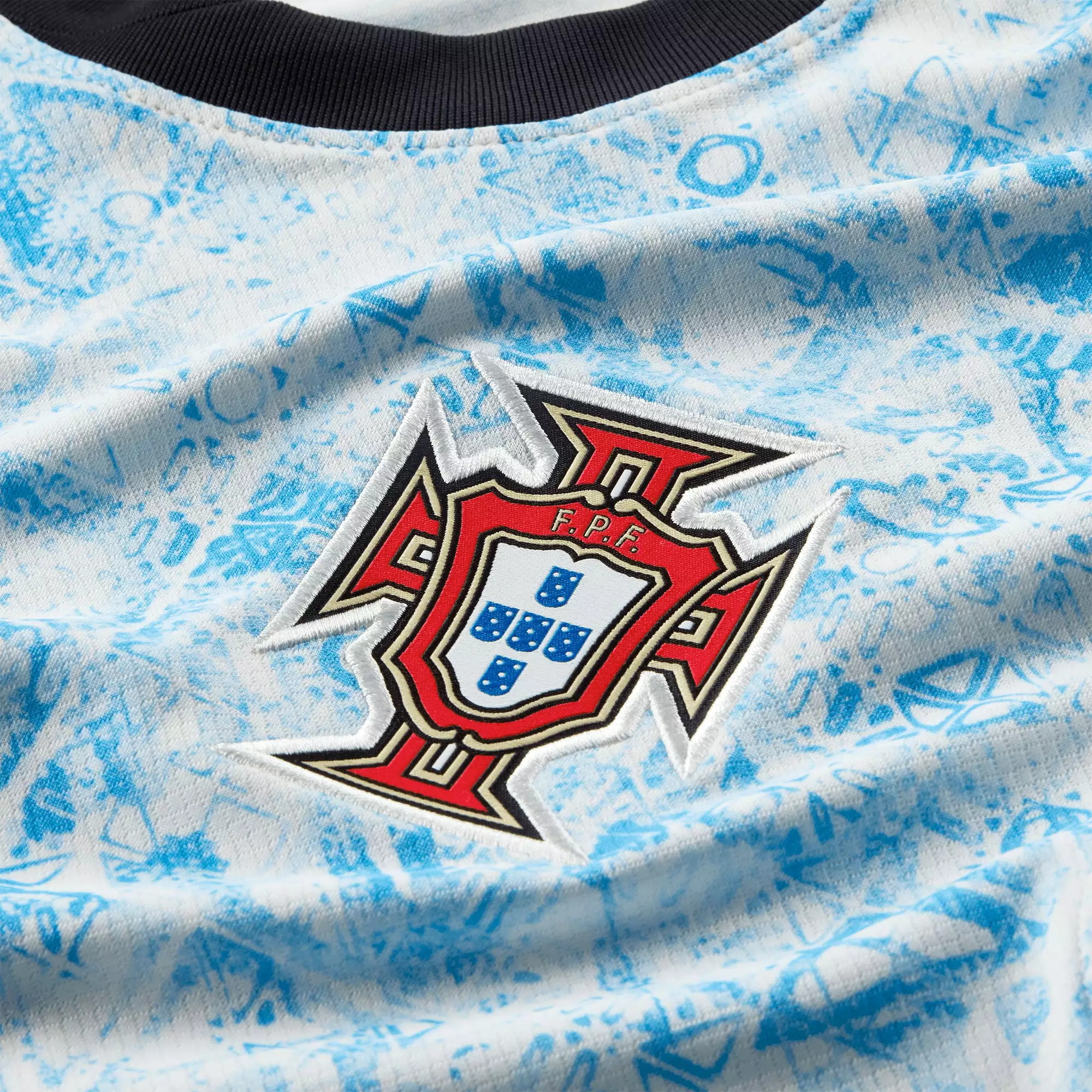 Nike Men's Portugal 2024/25 Away Jersey Sail/Blue