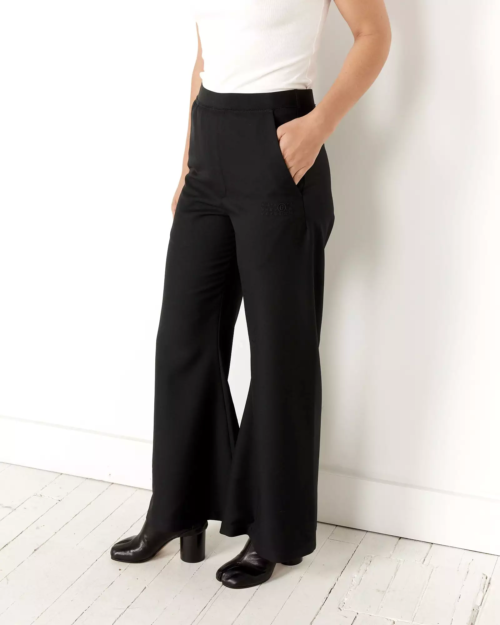 Tailored Pull-On Trouser