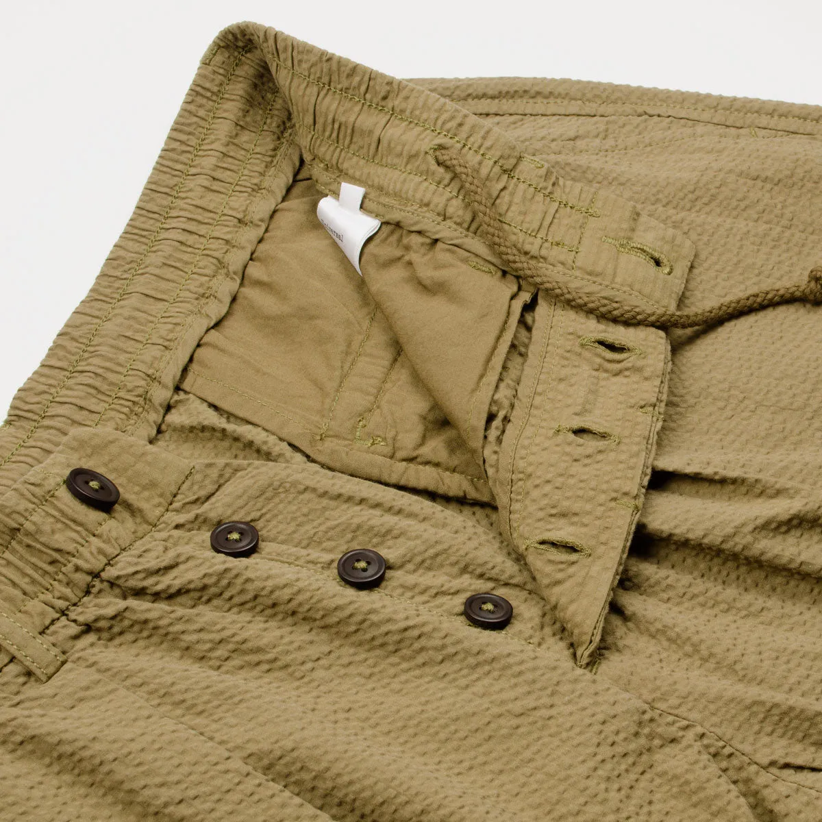 Universal Works - Pleated Track Short Cotton Seersucker - Olive